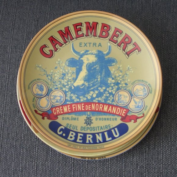 Vintage Set of Four(4) BIA Cordon Bleu Camembert 8" Ceramic Plates - Picture 3 of 9